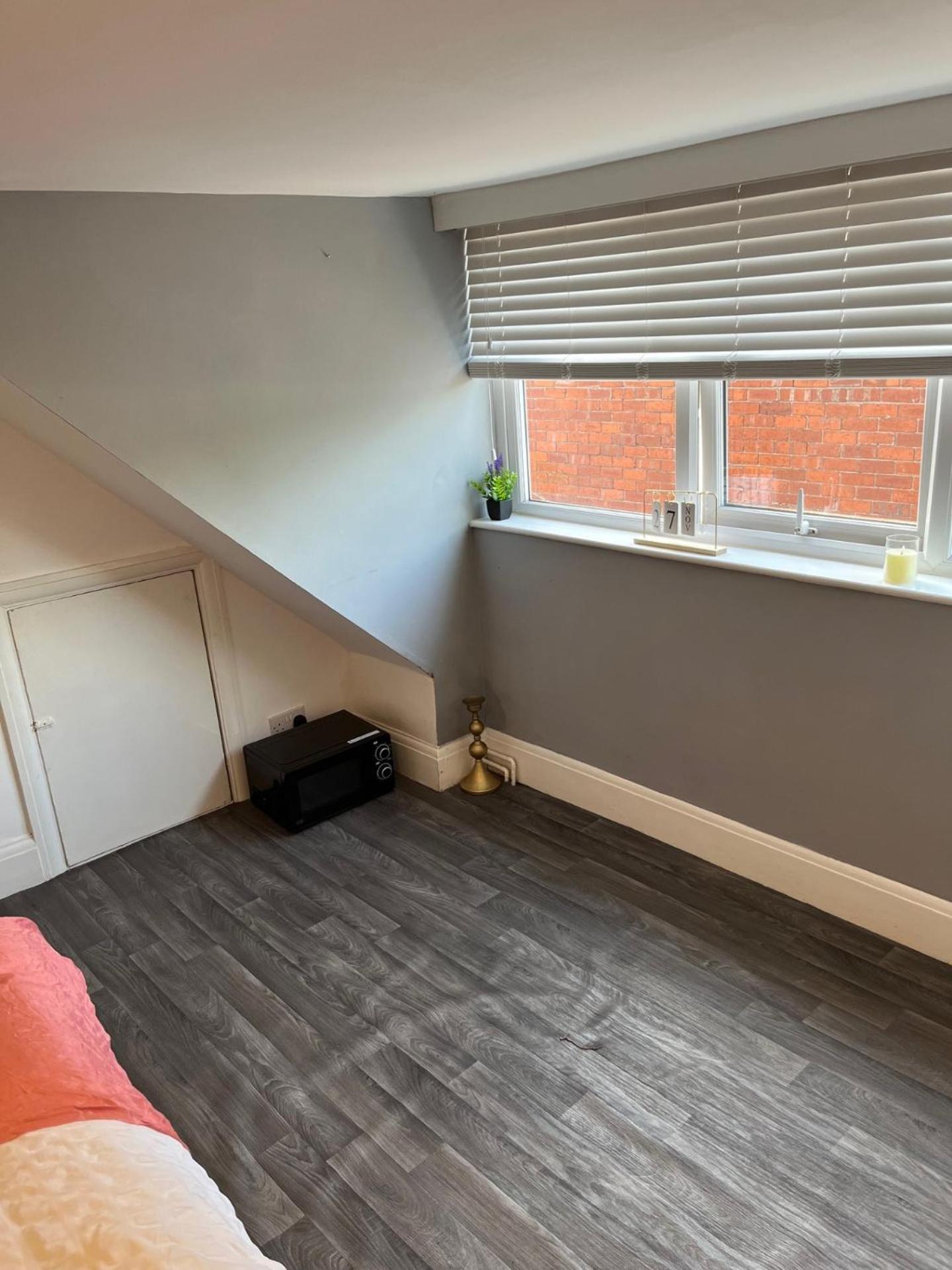 Cozy Room In A Serene House Birmingham Esterno foto